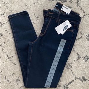Old Navy Rockstar Super Skinny Jeans